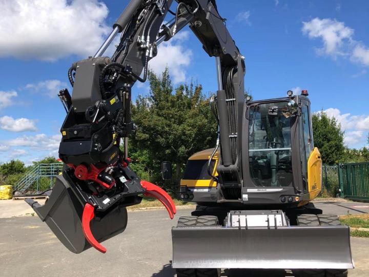 Installation de tiltrotateur Yerville